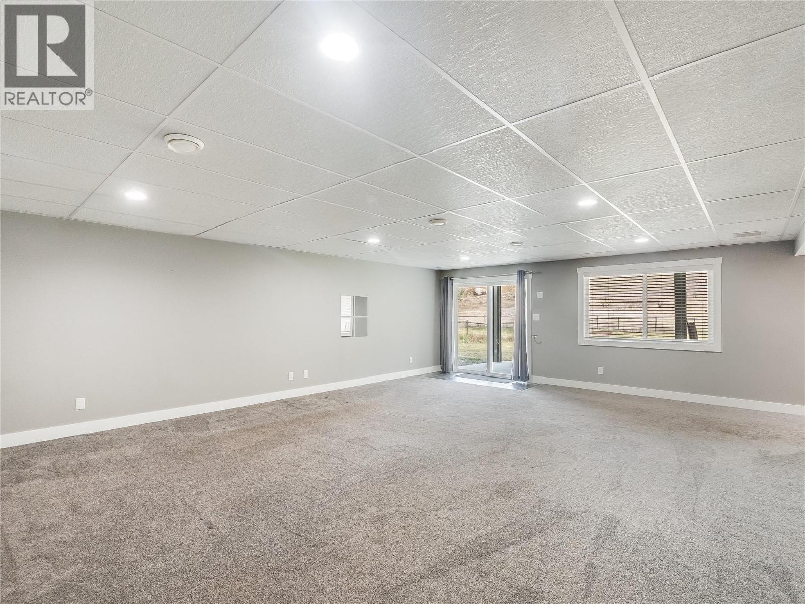 892 Waterloo Road, Castlegar