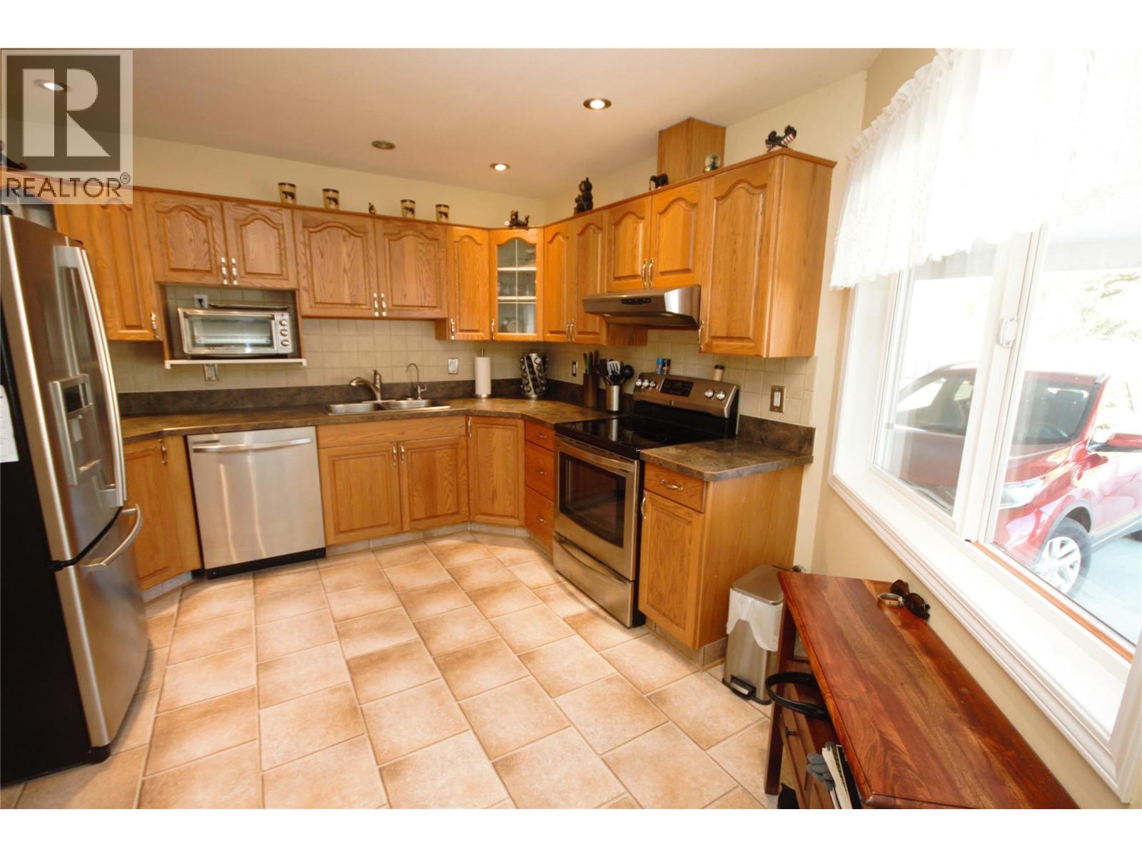 115 Redwing Place Unit# 1, Oliver