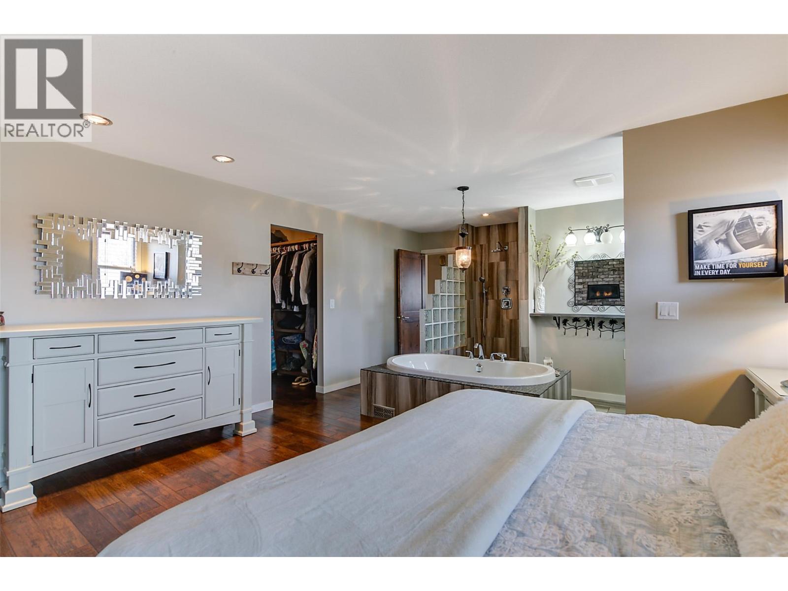 371 Valley Road Unit# 1-3, Kelowna