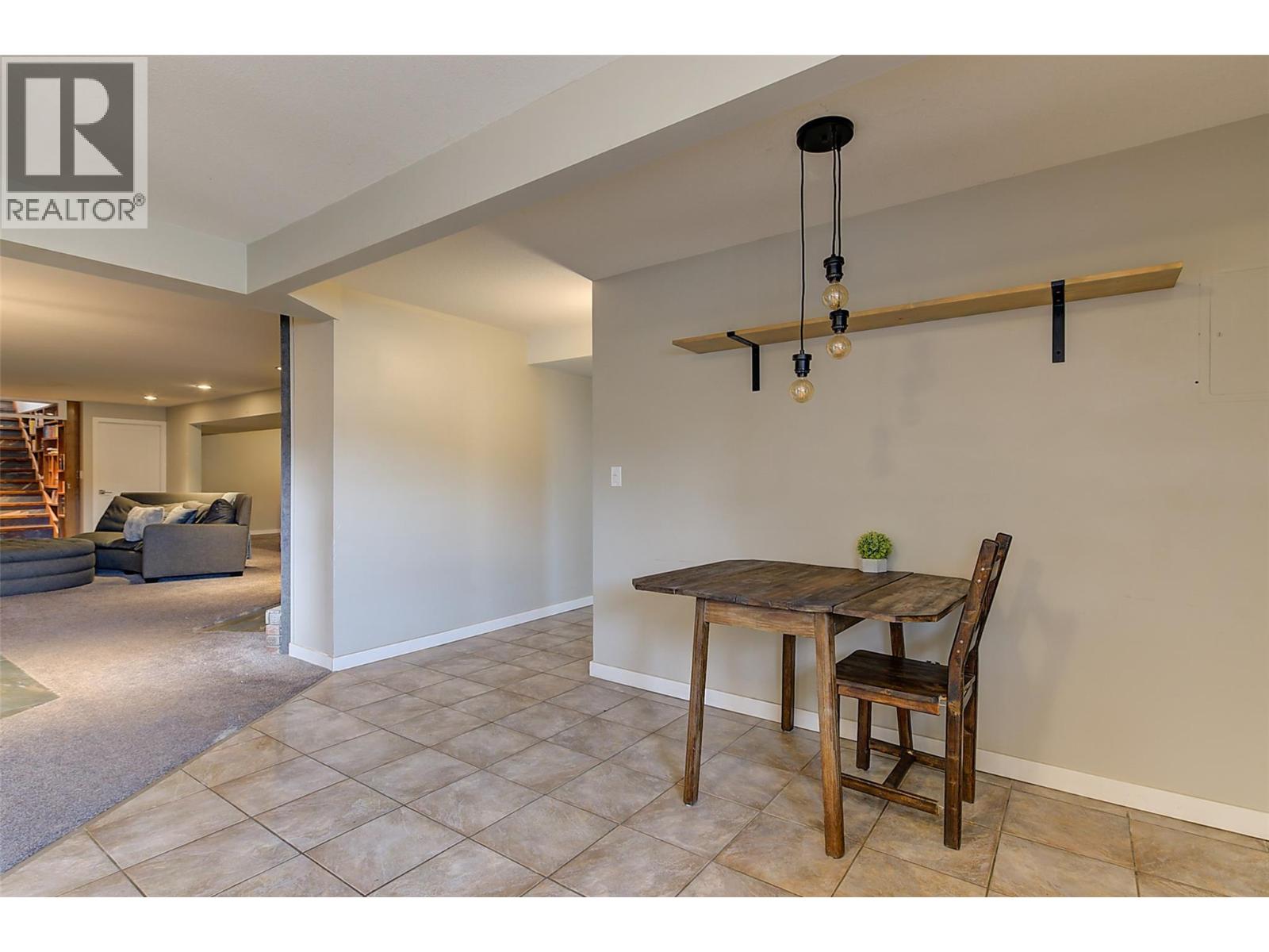 371 Valley Road Unit# 1-3, Kelowna