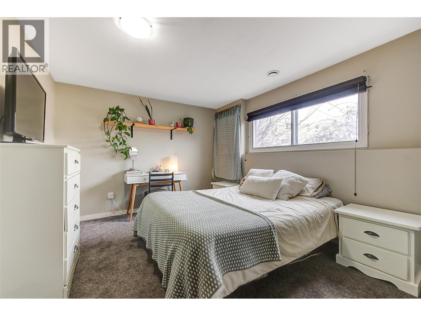 371 Valley Road Unit# 1-3, Kelowna