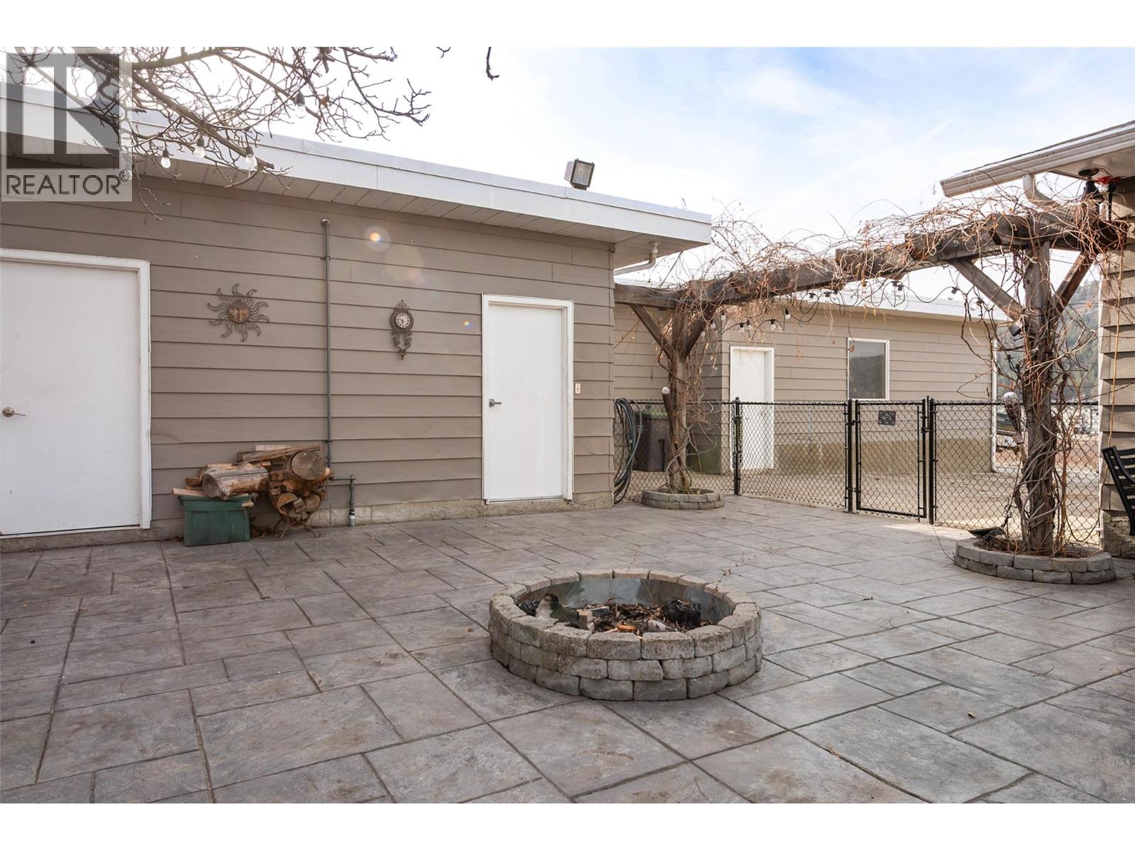 371 Valley Road Unit# 1-3, Kelowna