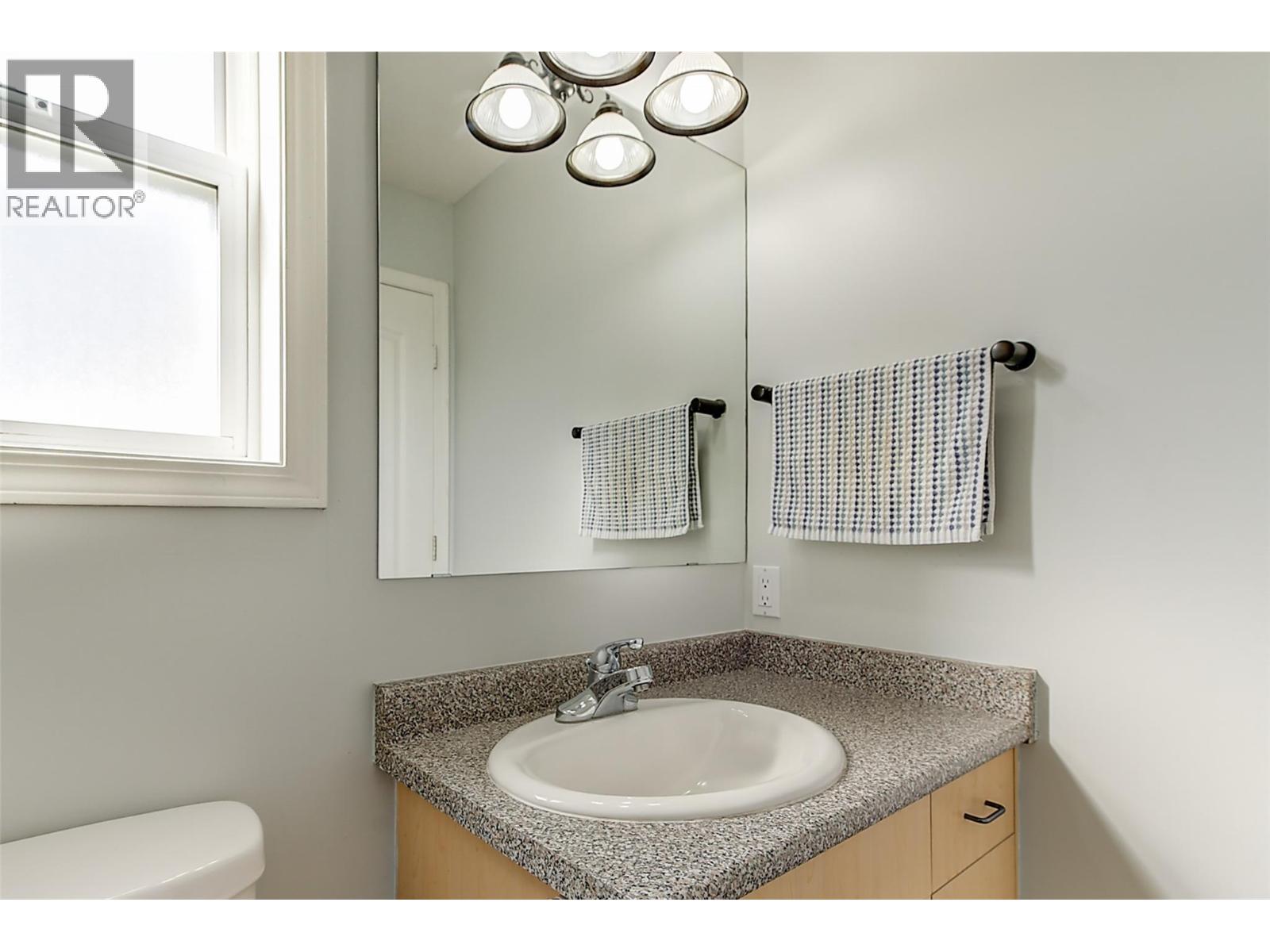 371 Valley Road Unit# 1-3, Kelowna