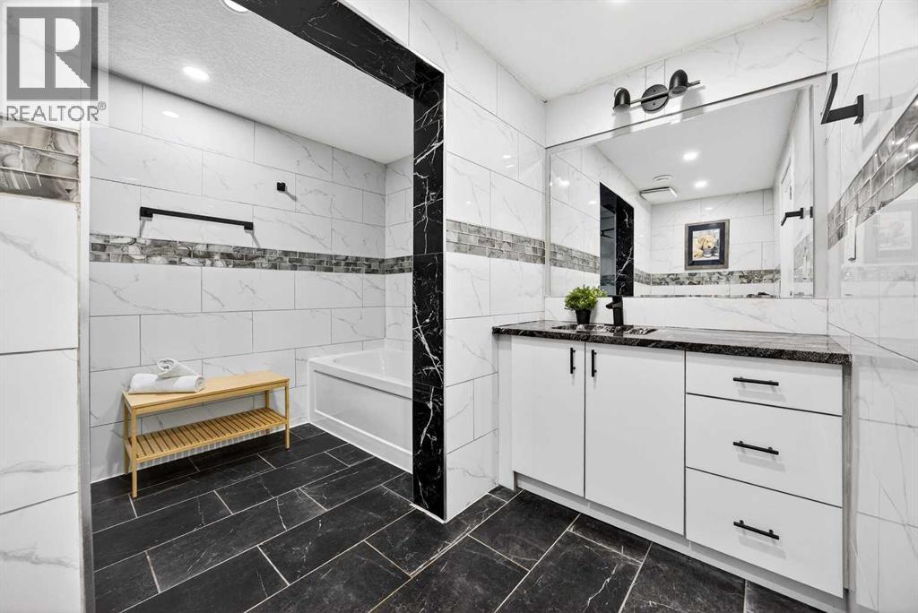 
          208 Silver Valley Rise Northwest
            <br/>
            <span>Calgary</span>
            , 
            <span>AB</span>
             <span>T3B4B2</span>
         - Photo 28