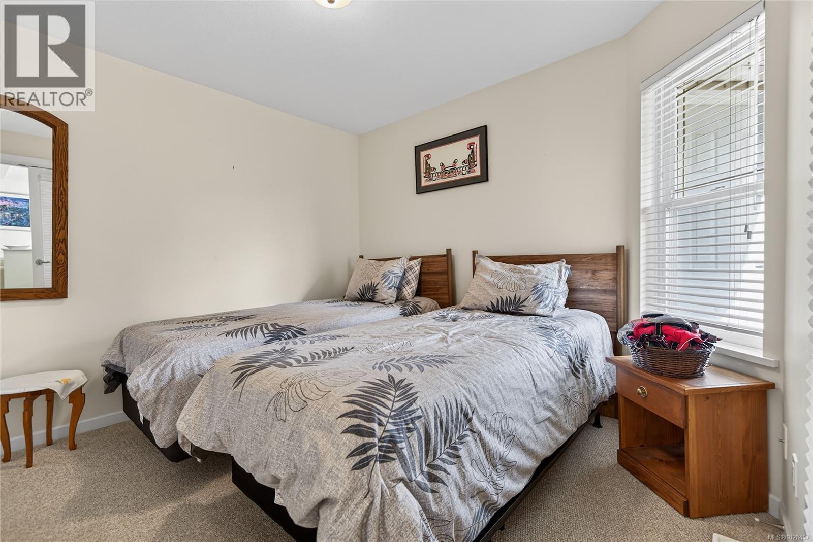 #119 2077 ST. ANDREWS WAY - 11