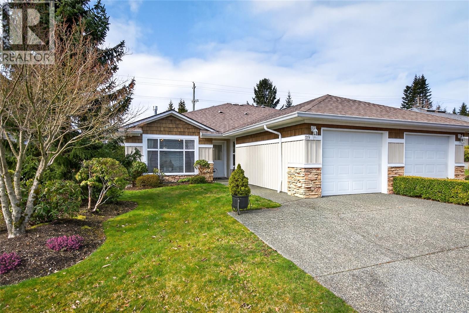 #119 2077 ST. ANDREWS WAY - Image 3