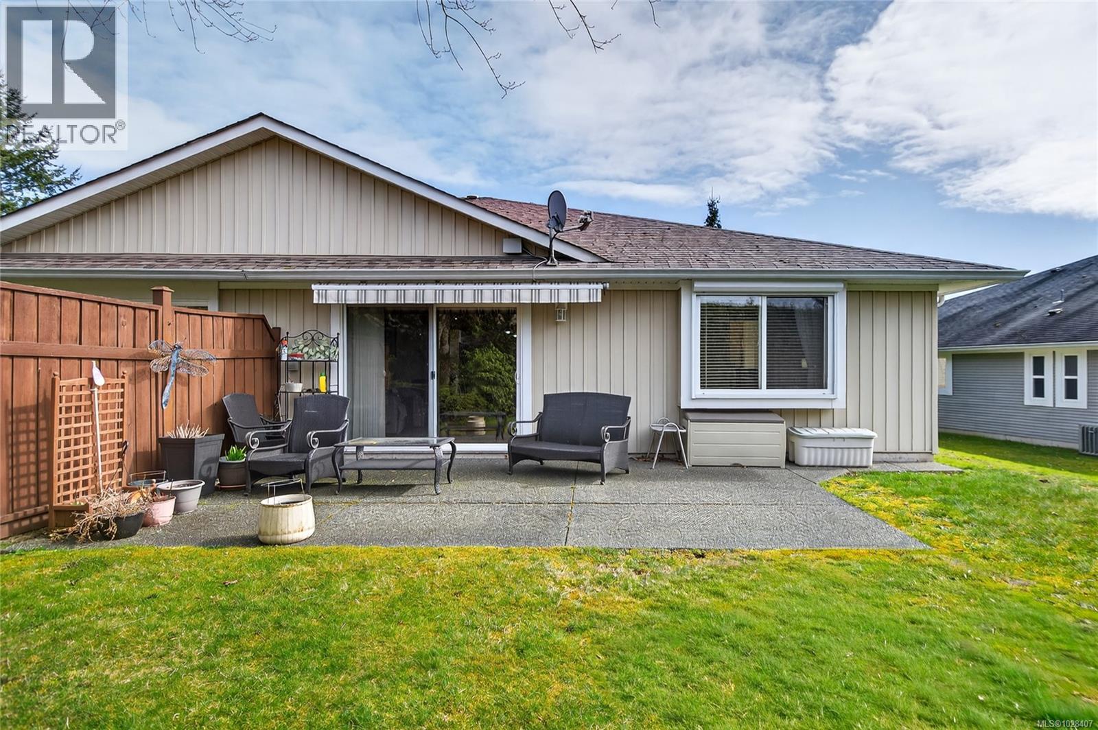 #119 2077 ST. ANDREWS WAY - 6