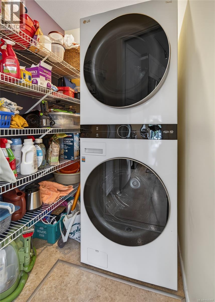 #119 2077 ST. ANDREWS WAY - 8