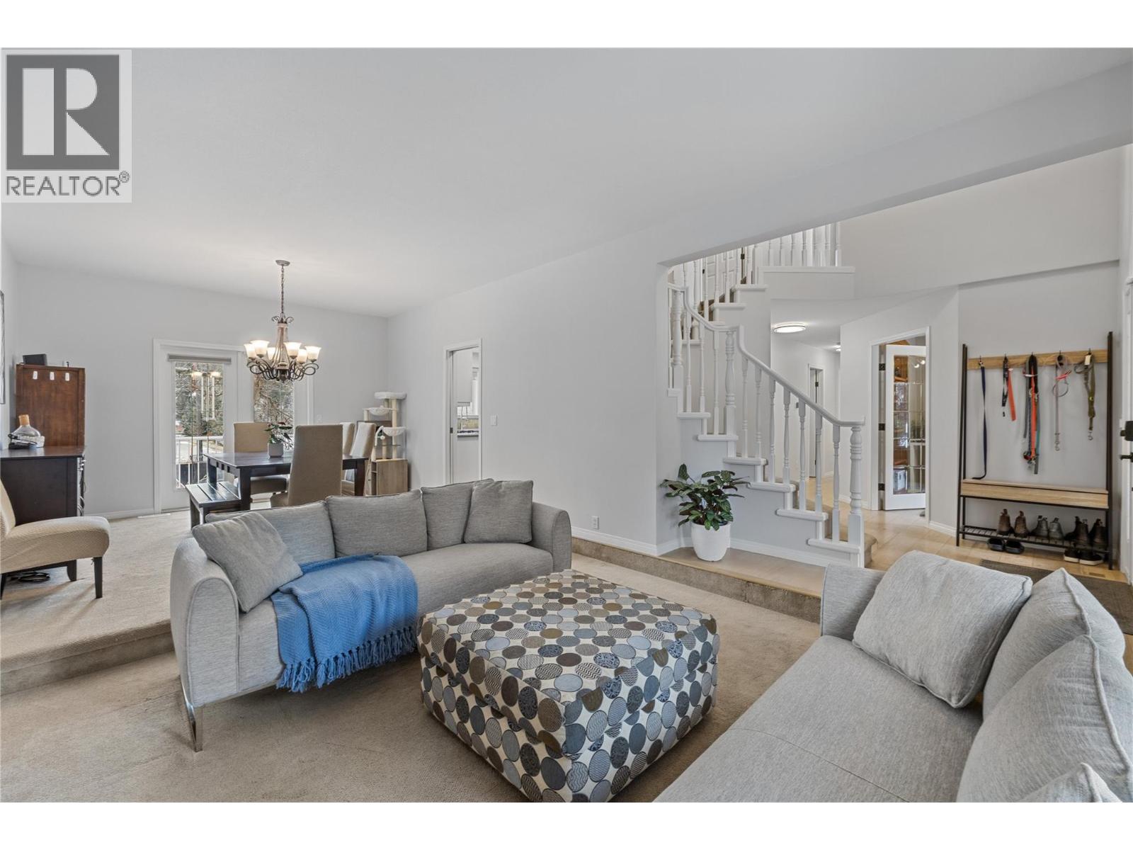 3947 Lakevale Place, Kelowna