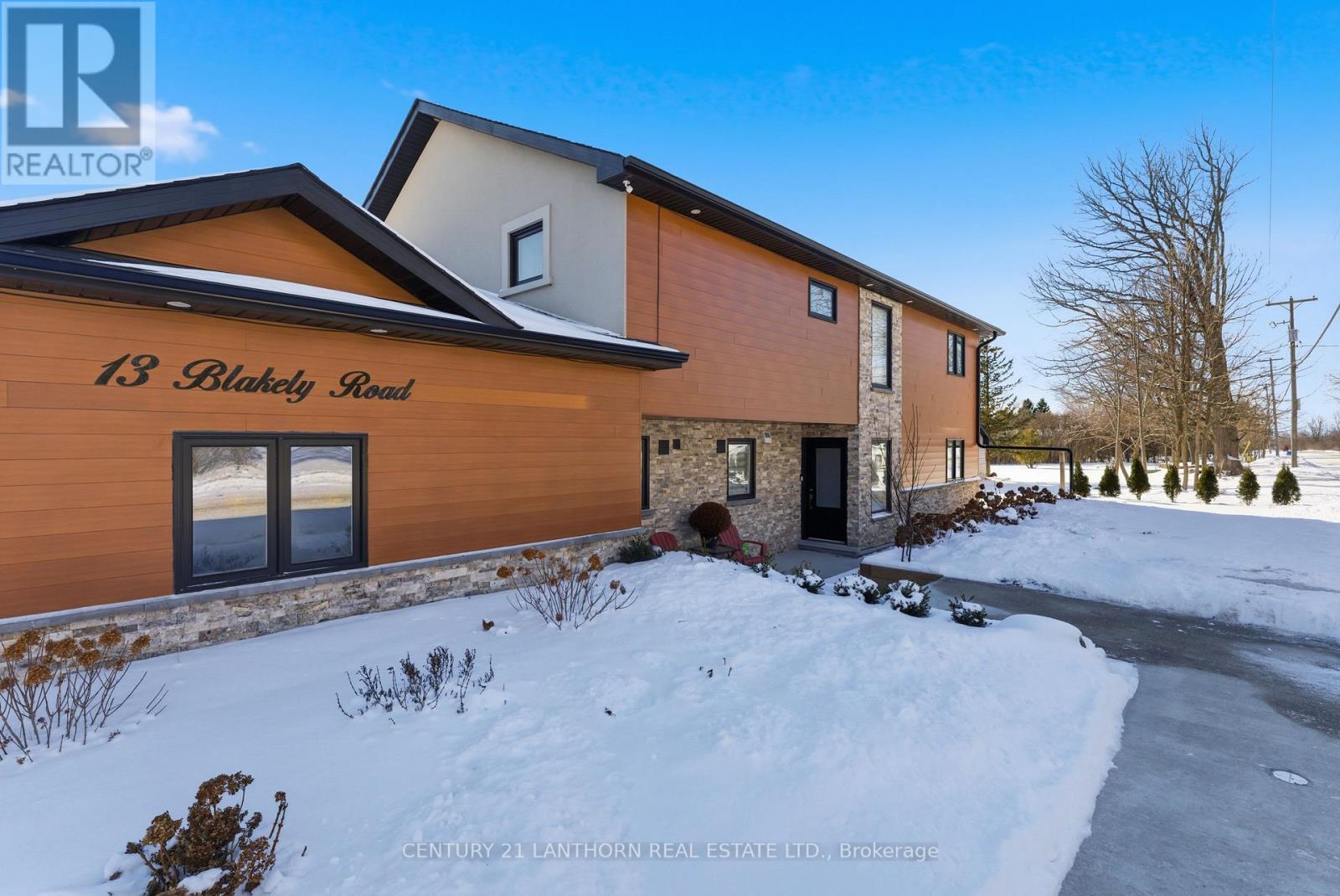 13 BLAKELY ROAD - 32
