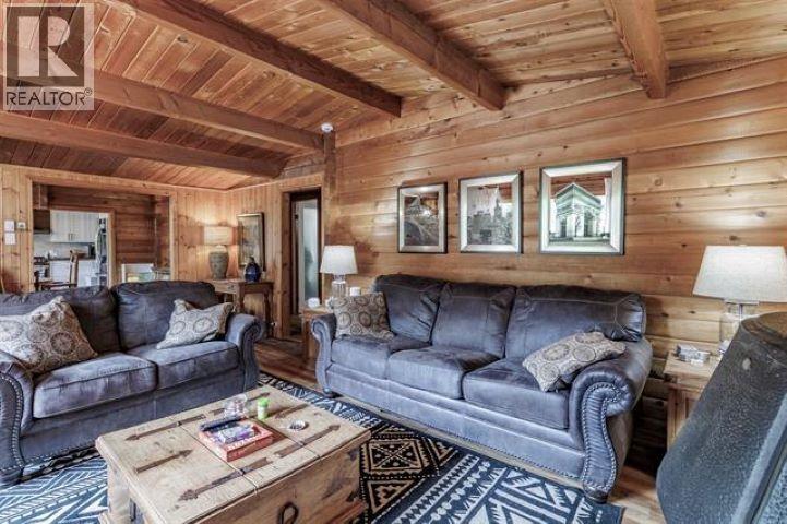 6062 MAHOOD LAKE ROAD - 9