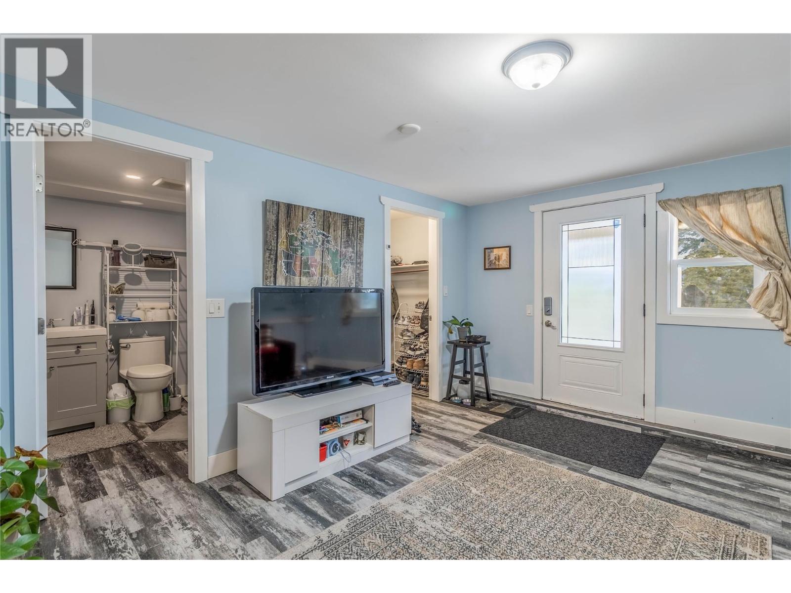  1572 Parkinson Road, West Kelowna