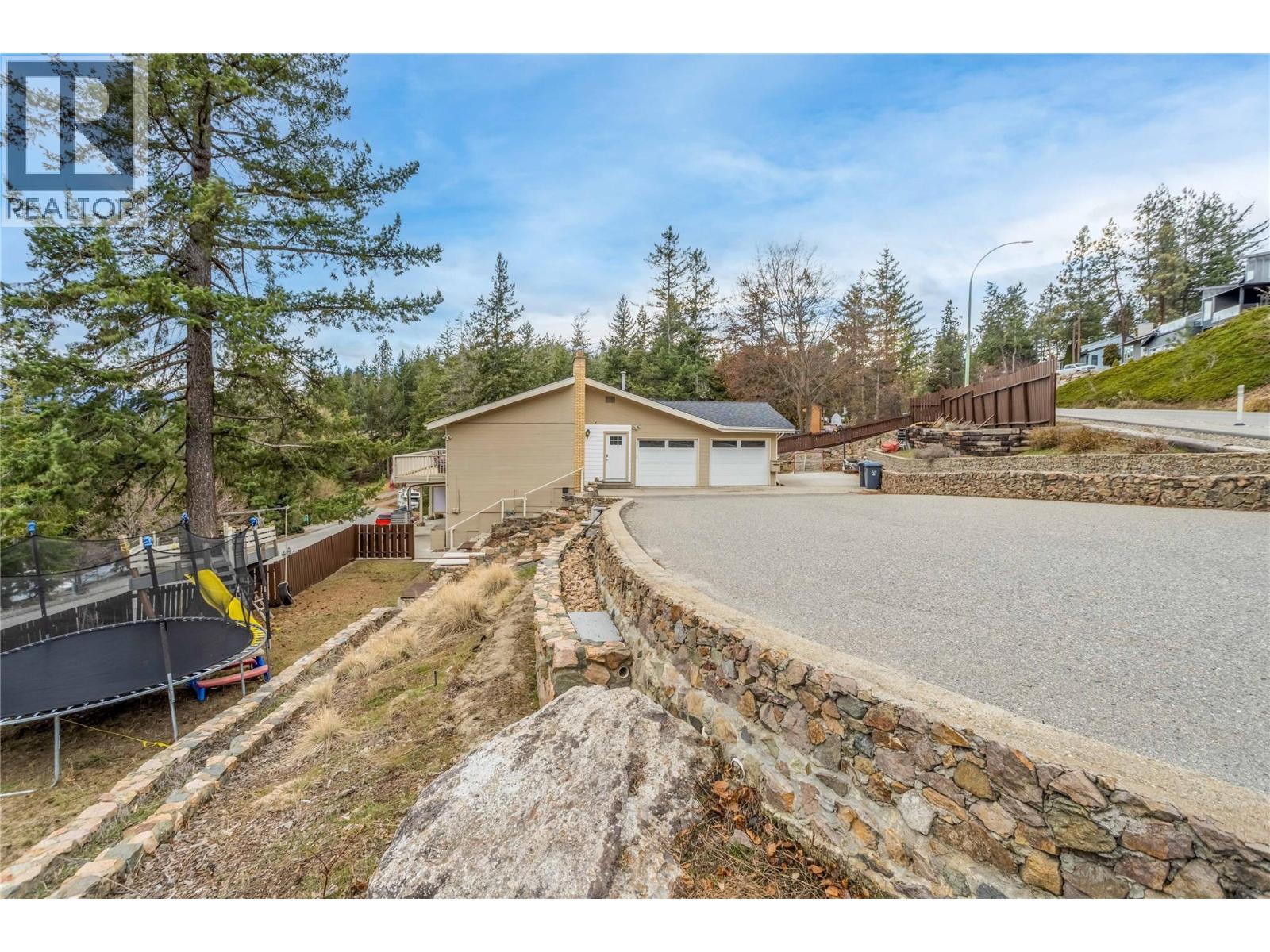  1572 Parkinson Road, West Kelowna