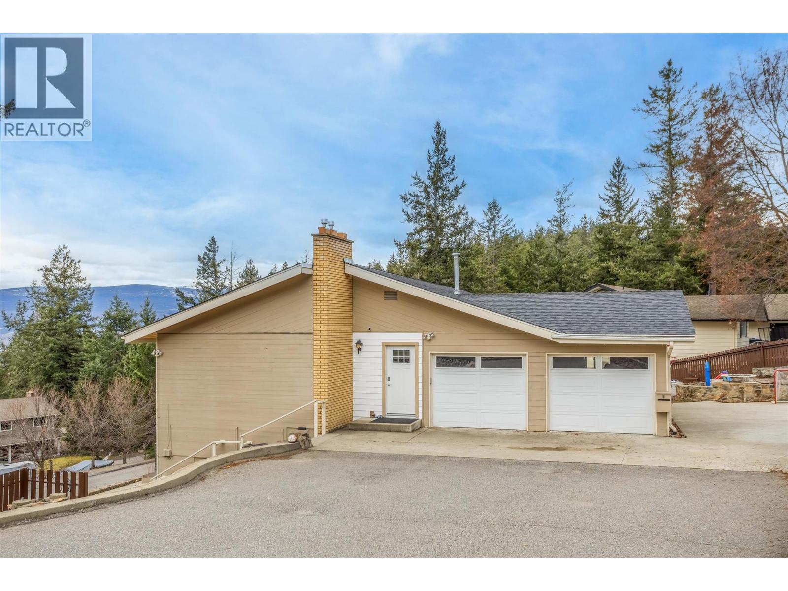  1572 Parkinson Road, West Kelowna