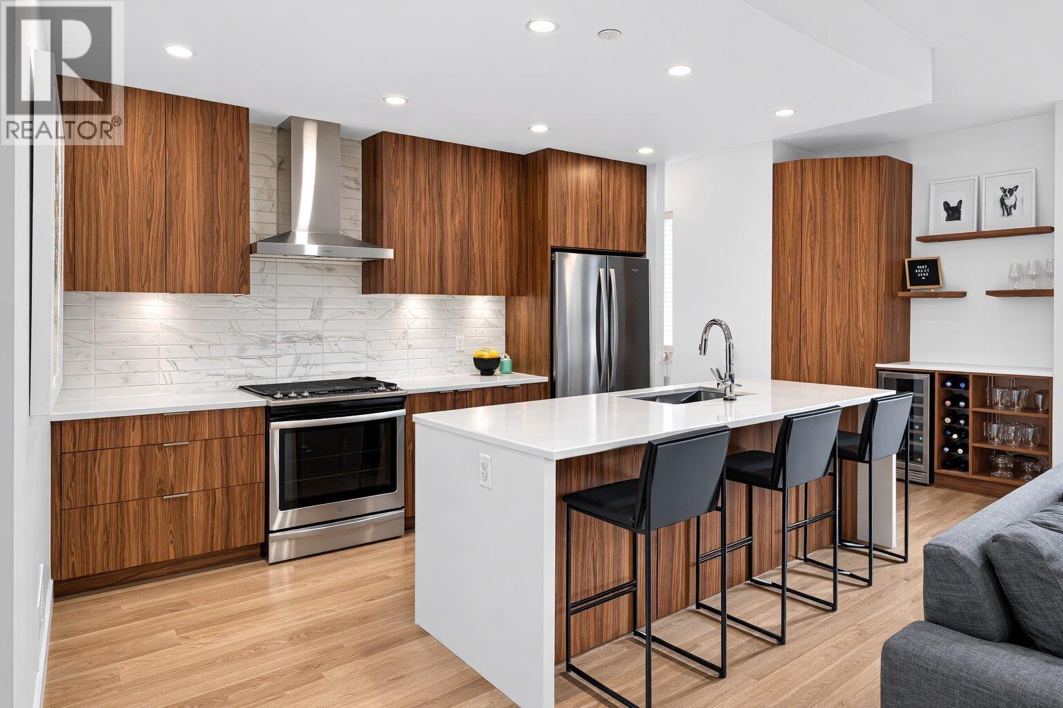 14 3596 SALAL DRIVE, North Vancouver