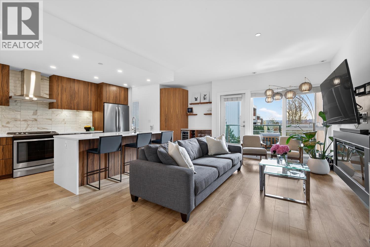 14 3596 SALAL DRIVE, North Vancouver