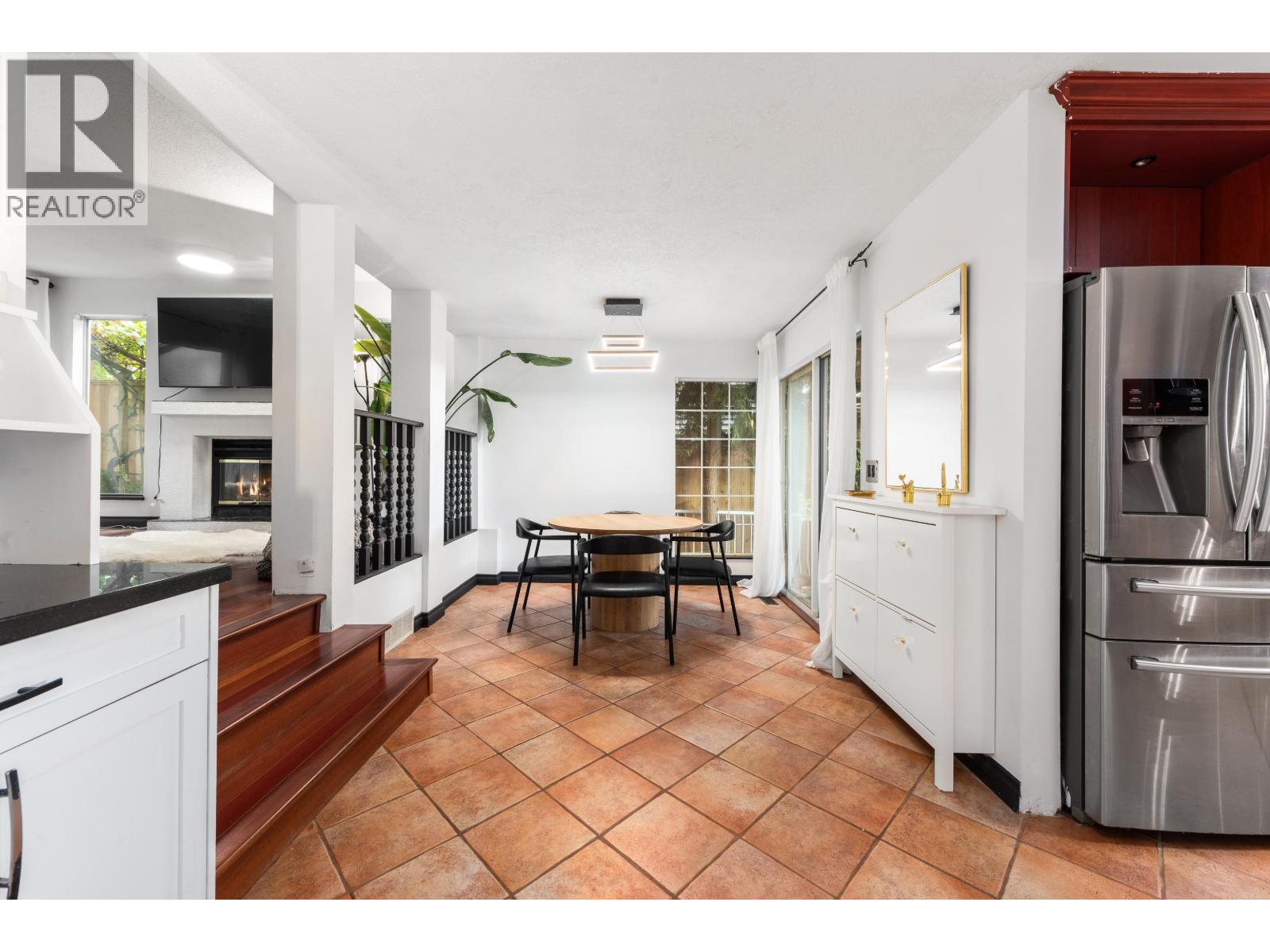 1128 FRASERVIEW STREET, Port Coquitlam