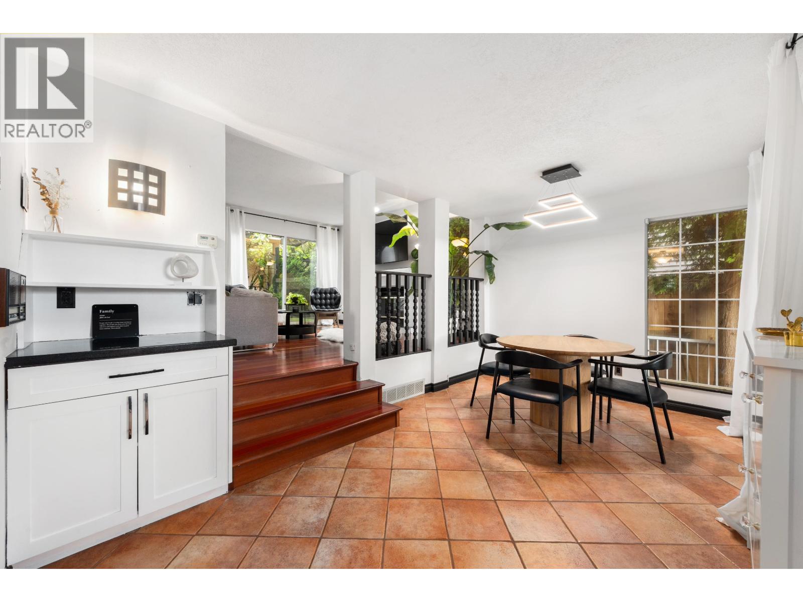 1128 FRASERVIEW STREET, Port Coquitlam