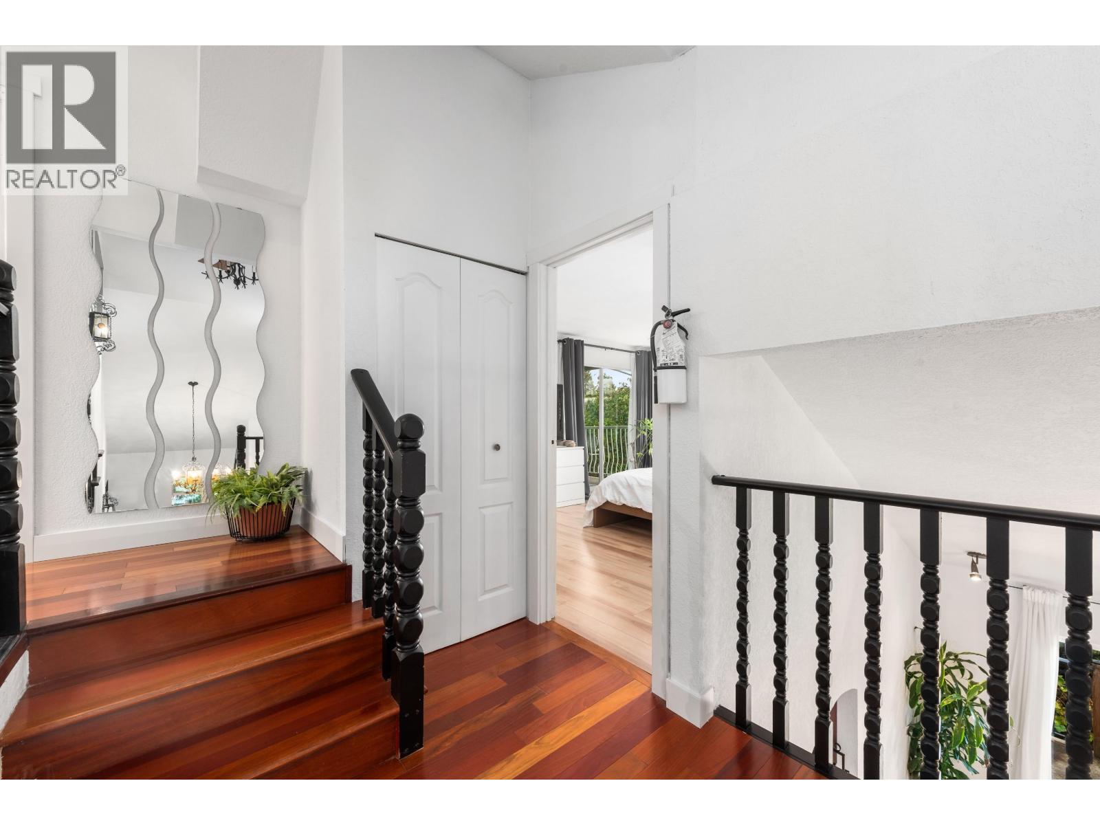 1128 FRASERVIEW STREET, Port Coquitlam