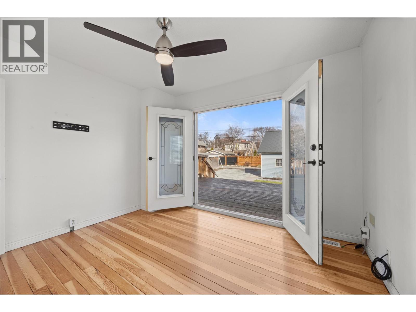 828 Sutherland Avenue, Kelowna