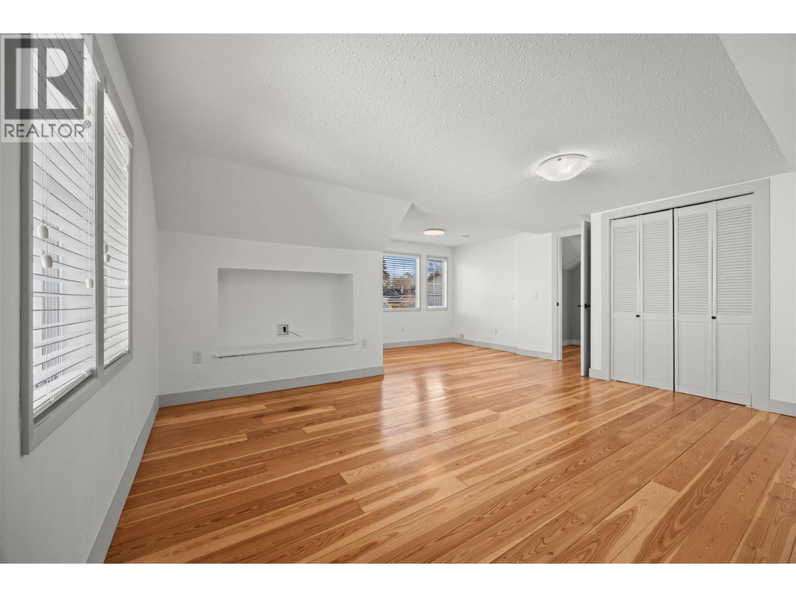 828 Sutherland Avenue, Kelowna