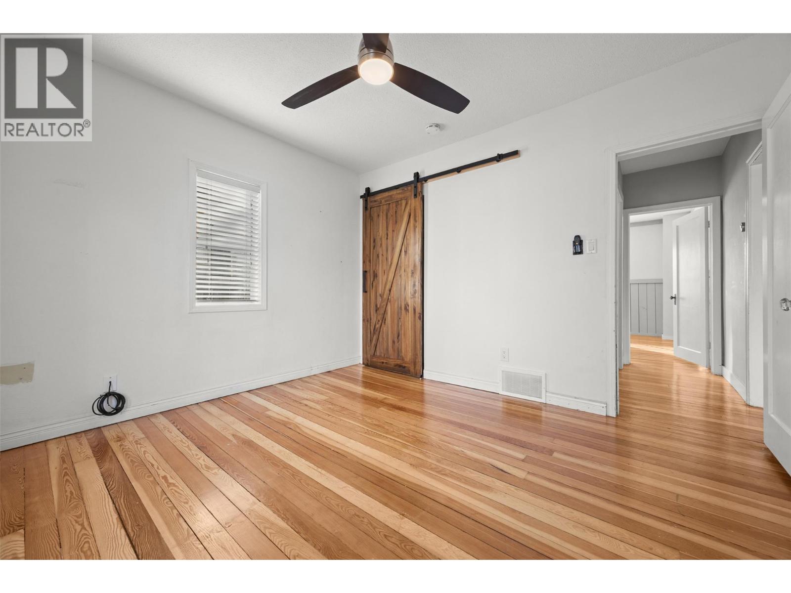 828 Sutherland Avenue, Kelowna