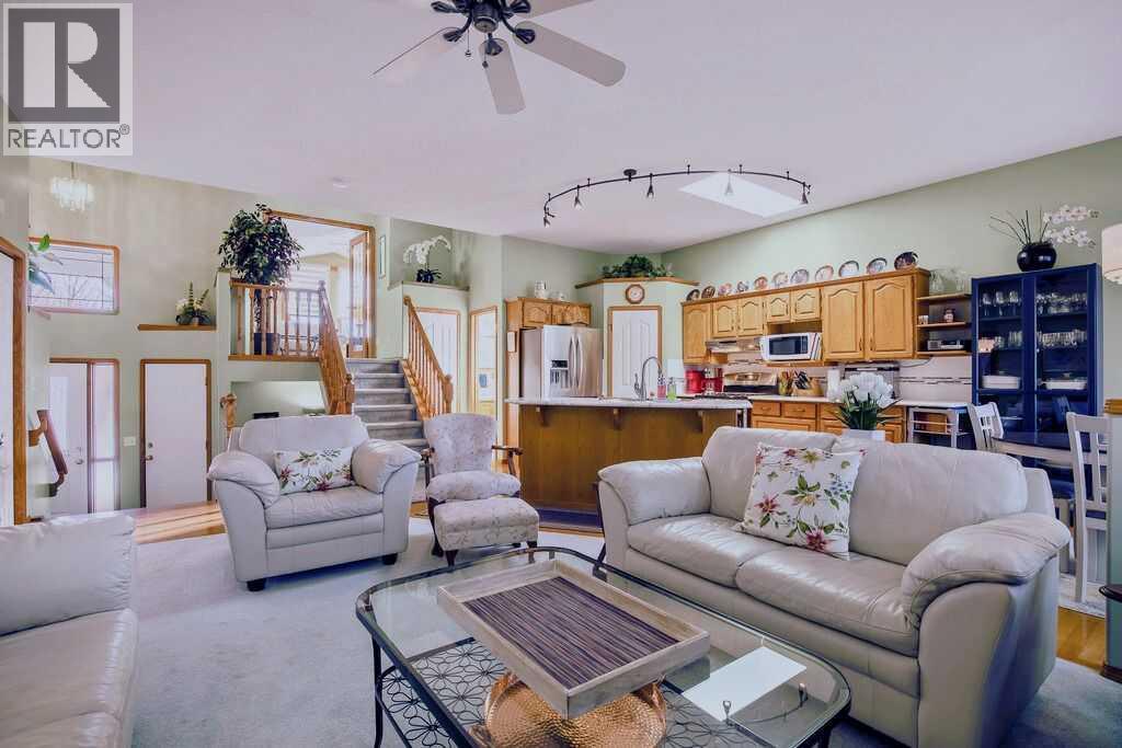 
          52 Cambridge Glen Drive
            <br/>
            <span>Strathmore</span>
            , 
            <span>AB</span>
             <span>T1P1N3</span>
         - Photo 6