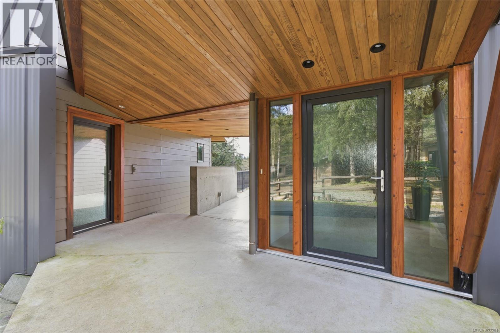 1425 BENZON CRES - 14