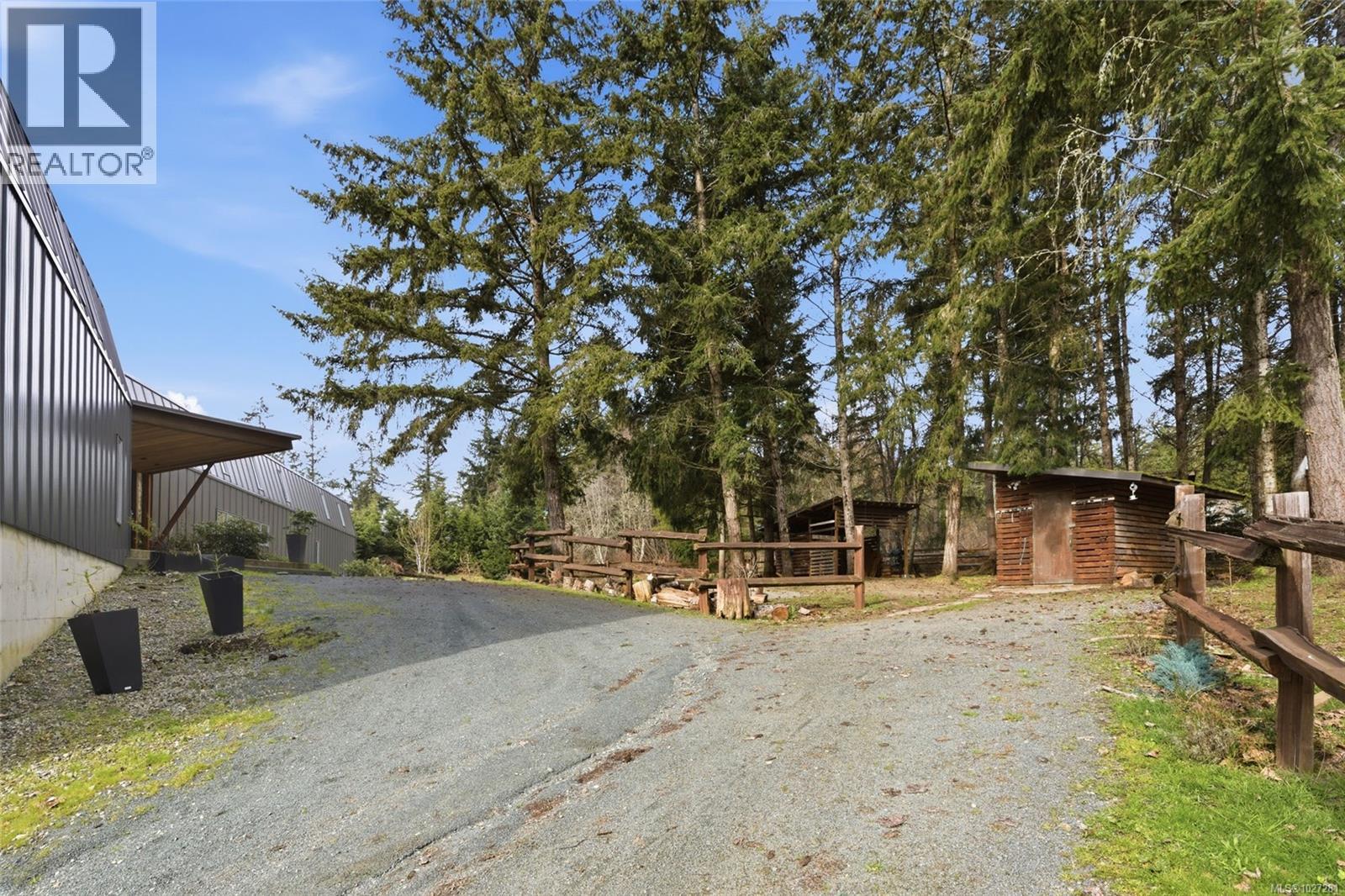 1425 BENZON CRES - 10