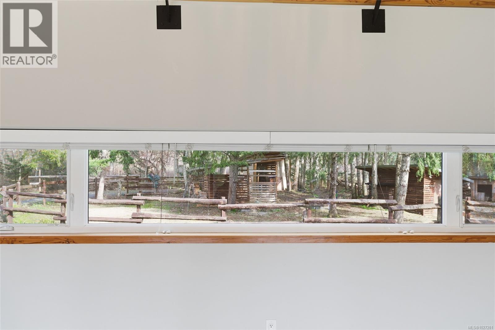 1425 BENZON CRES - 53