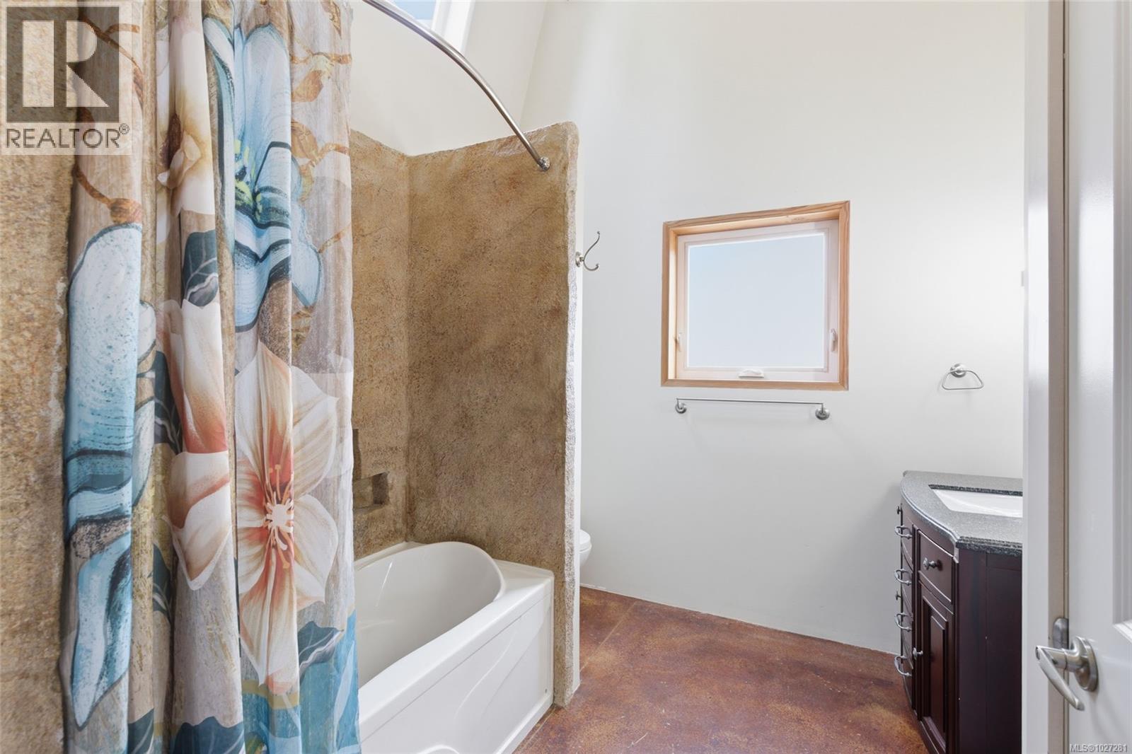 1425 BENZON CRES - 38