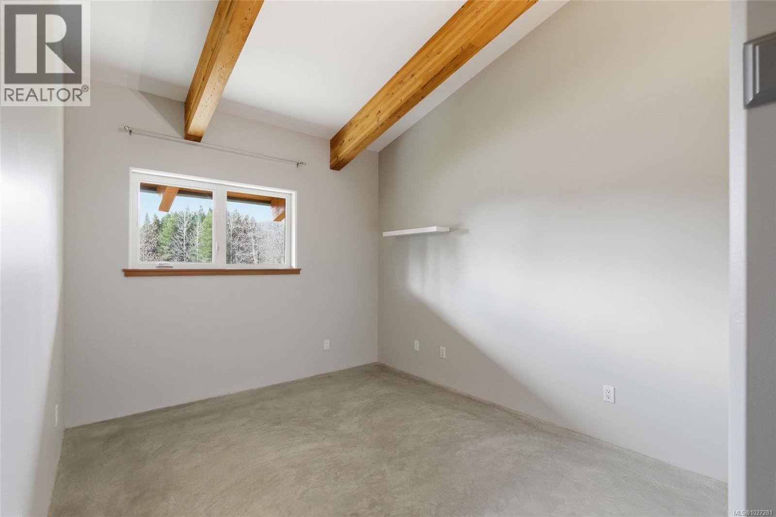 1425 BENZON CRES - 63