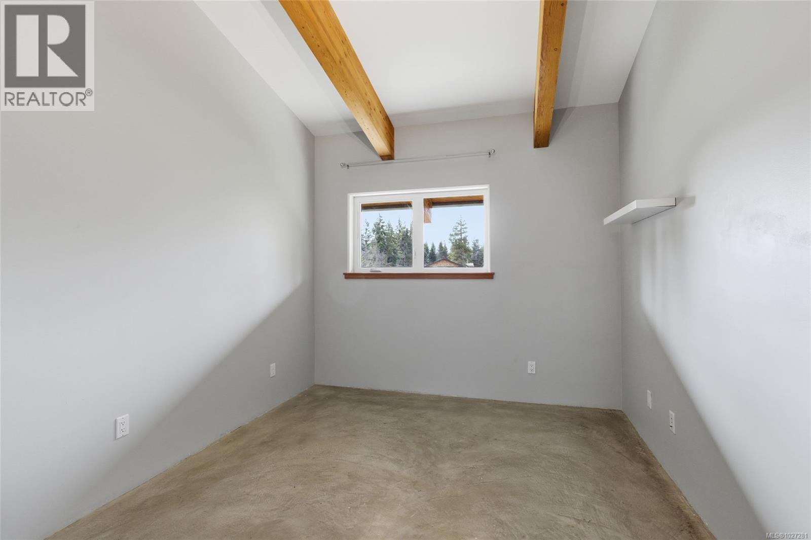 1425 BENZON CRES - 64