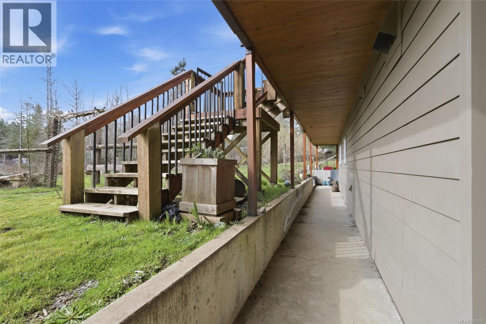 1425 BENZON CRES - 27