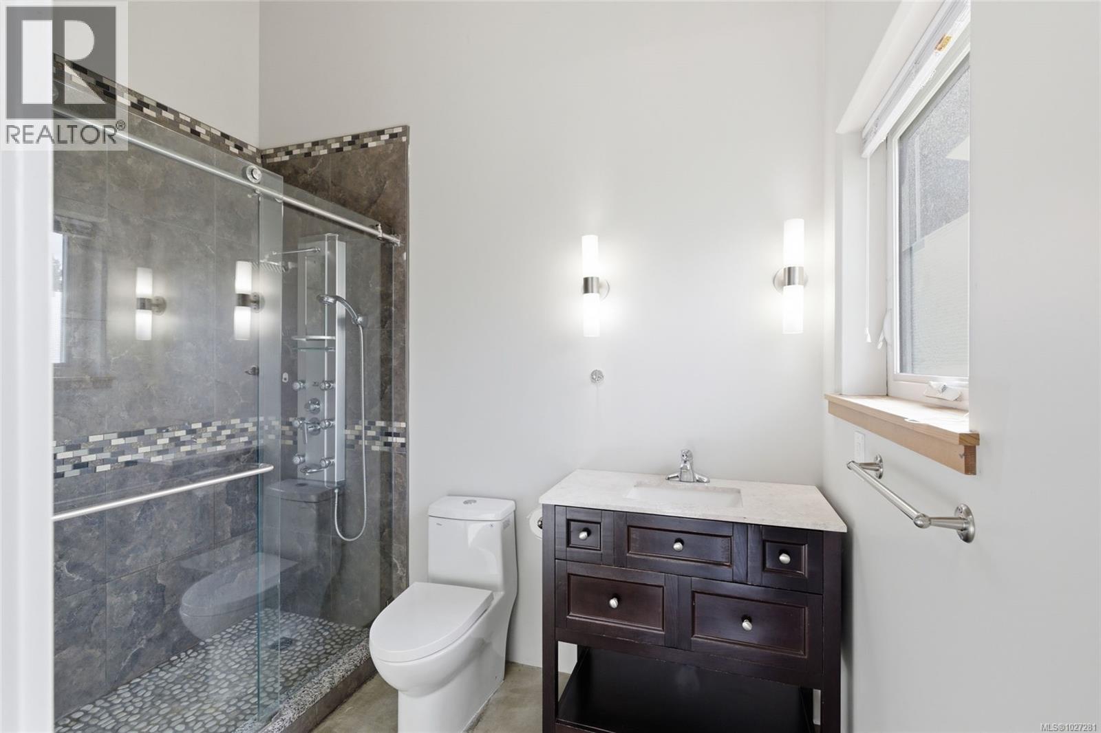 1425 BENZON CRES - 47