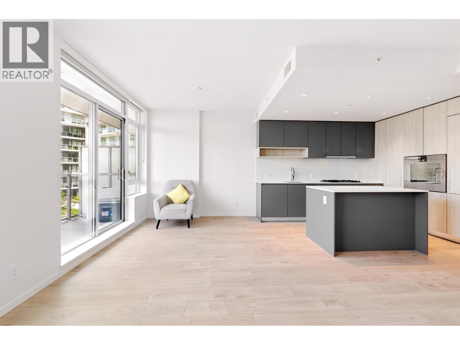 #422-6808 MINORU Boulevard, Richmond