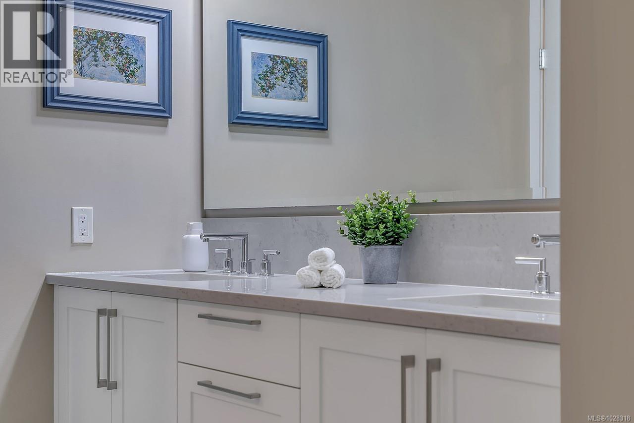 506 3529 Dolphin Dr, Nanoose Bay