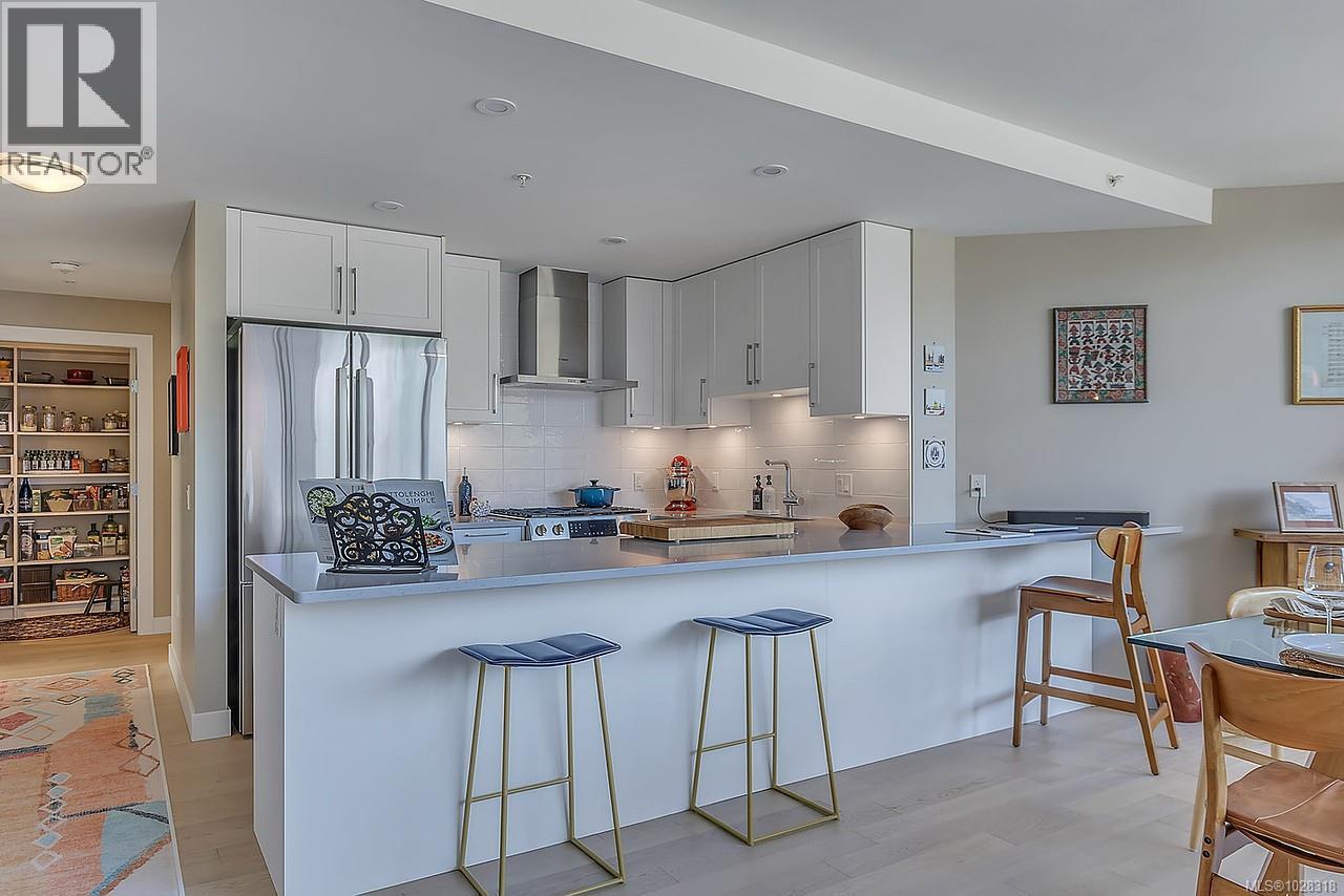 506 3529 Dolphin Dr, Nanoose Bay