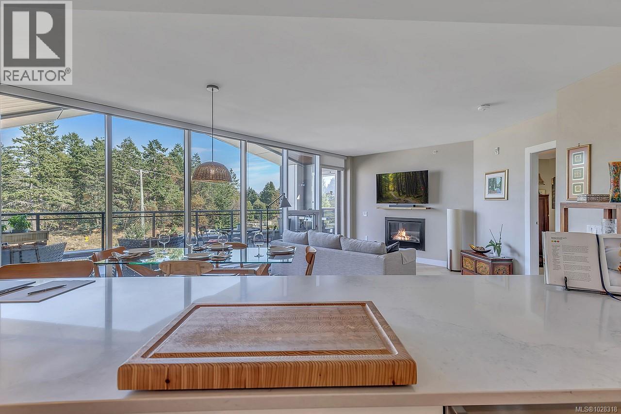 506 3529 Dolphin Dr, Nanoose Bay