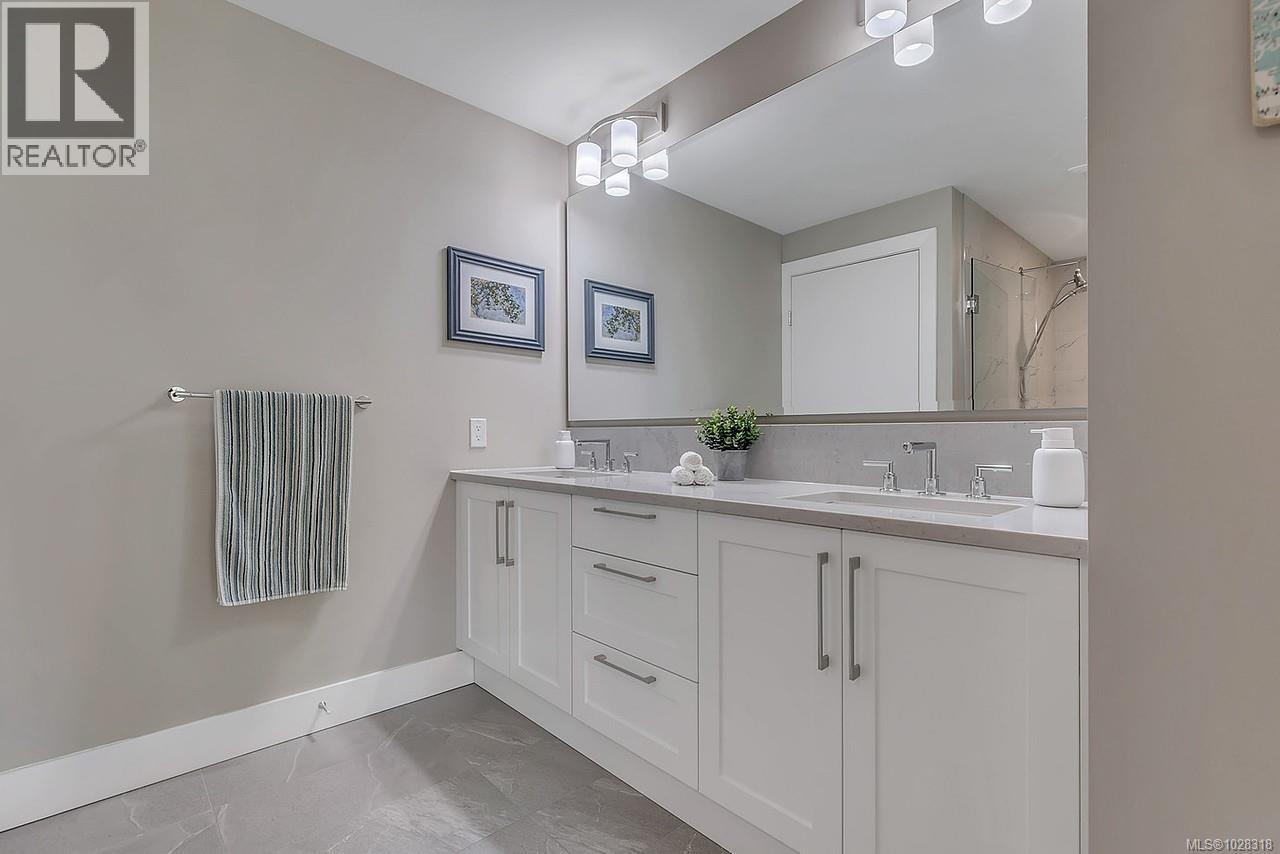 506 3529 Dolphin Dr, Nanoose Bay