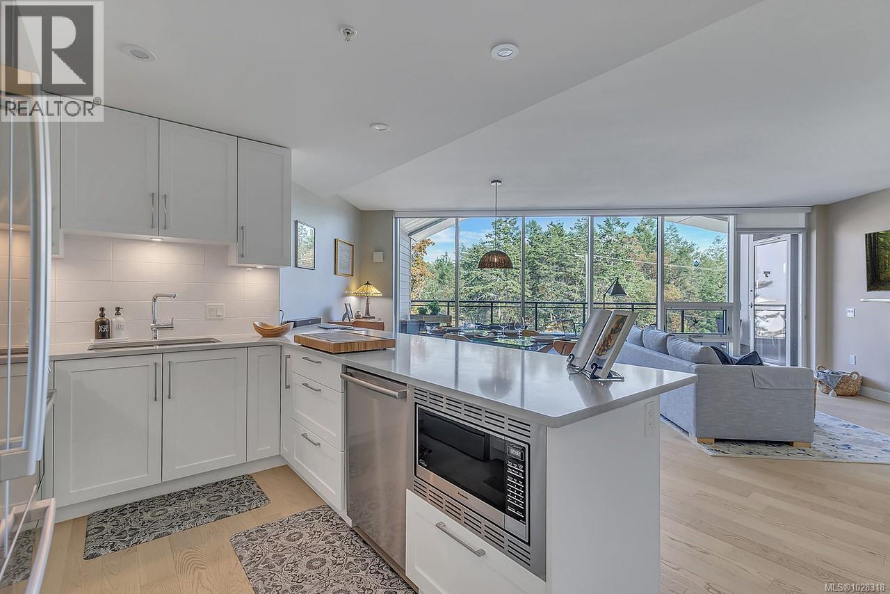 506 3529 Dolphin Dr, Nanoose Bay