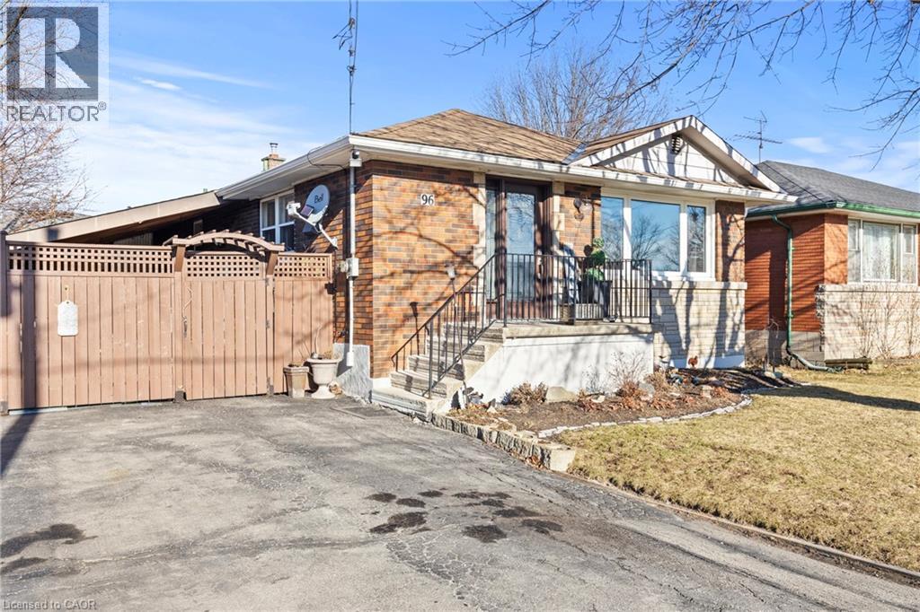96 TERRACE Drive,Hamilton,,