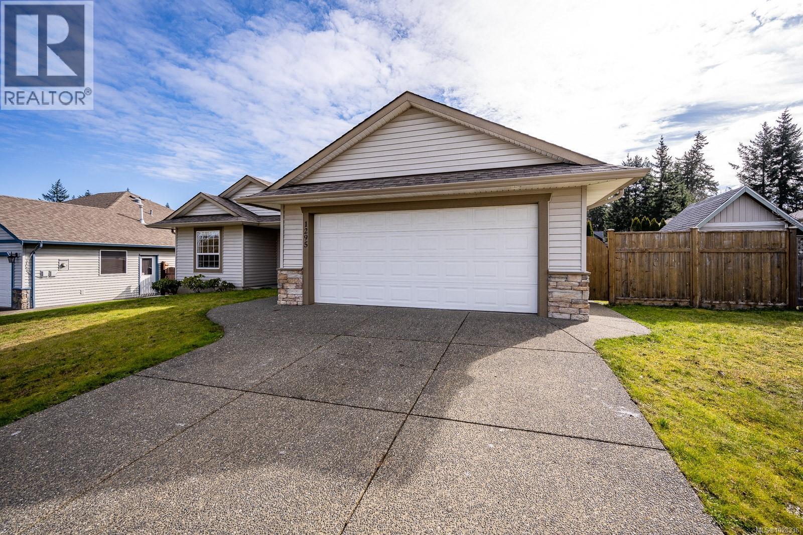 1295 NOEL AVE - Image 2