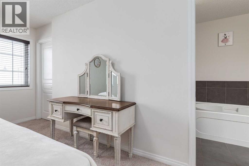 Single Family House for Sale in  Elgin Meadows Park SE McKenzie Towne Calgary 