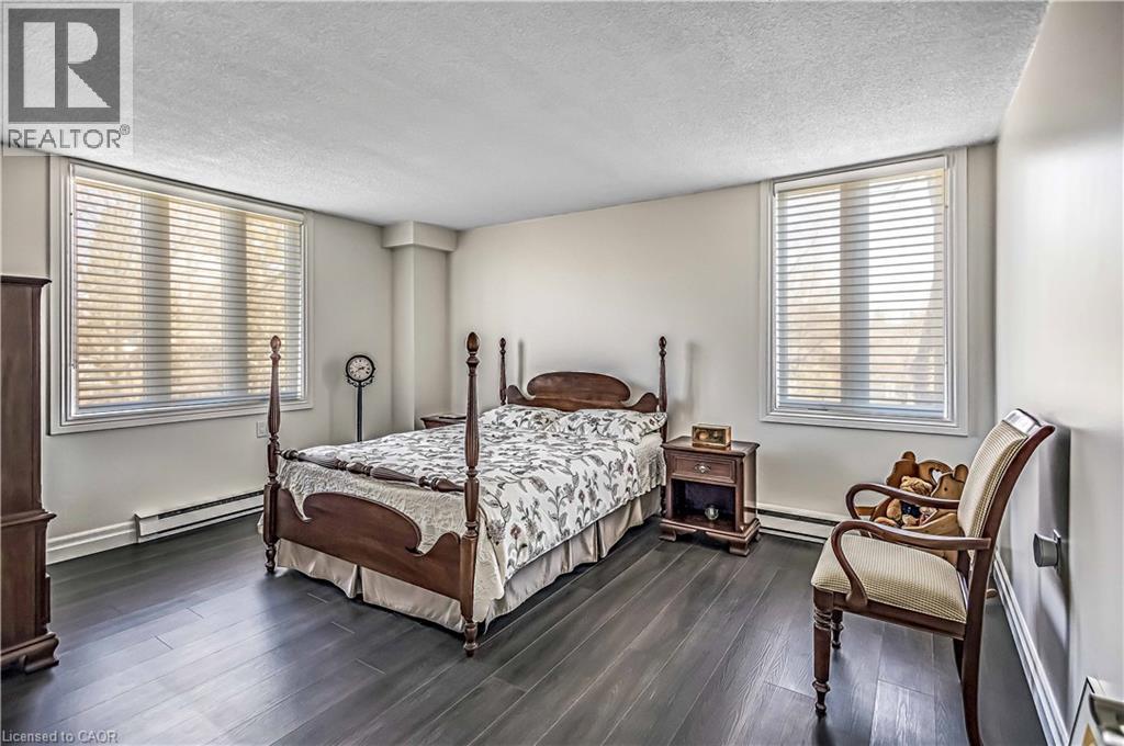 #308 150 WILSON Street W - 30