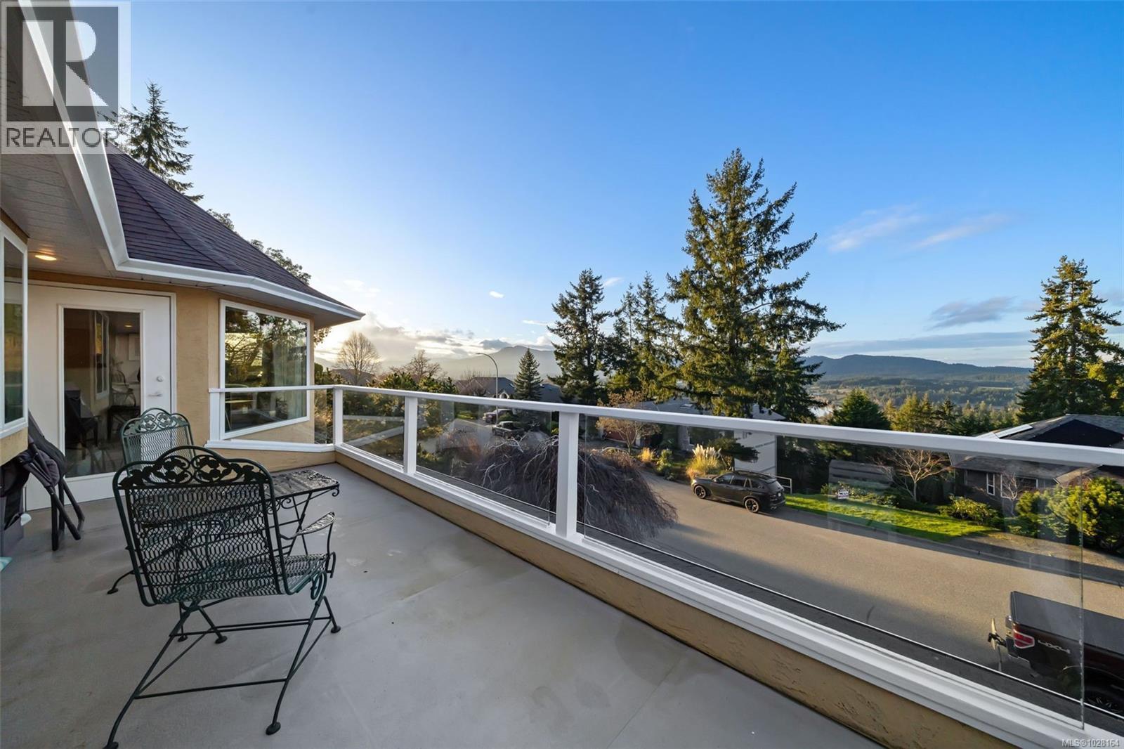 6092 Chippewa Rd, Duncan