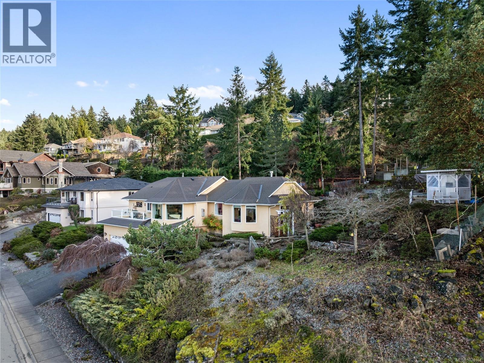 6092 Chippewa Rd, Duncan