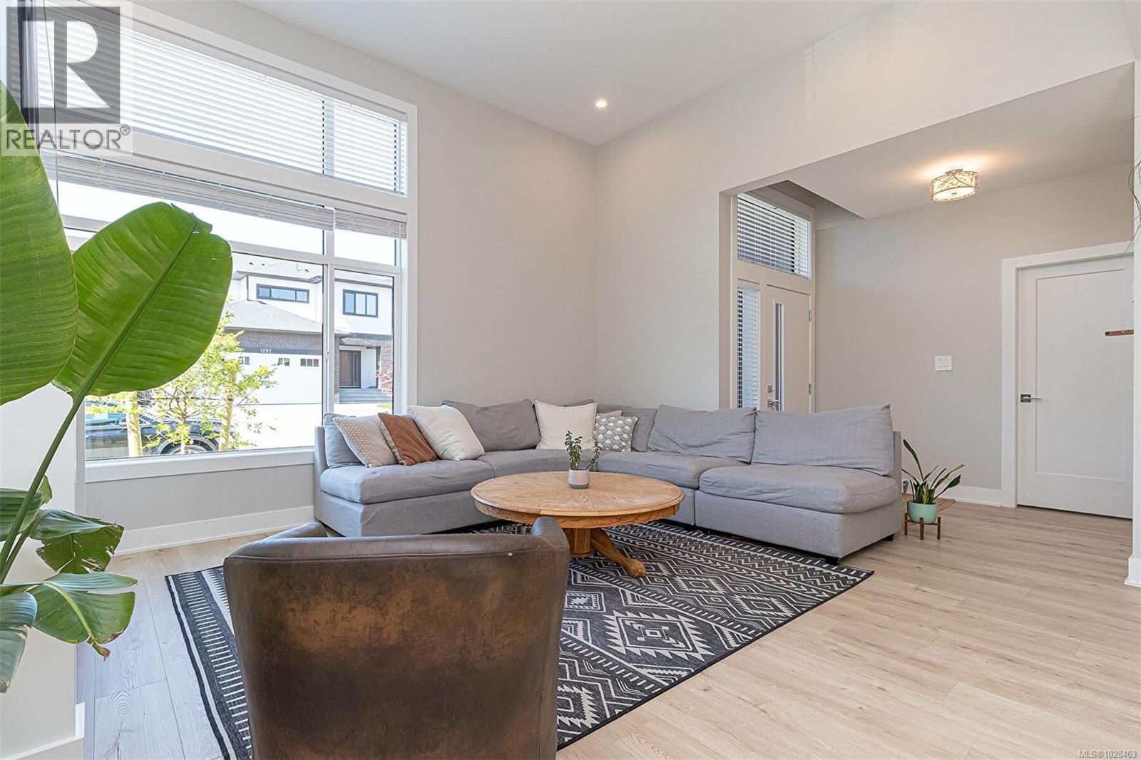  1298 Centauri Drive, Langford