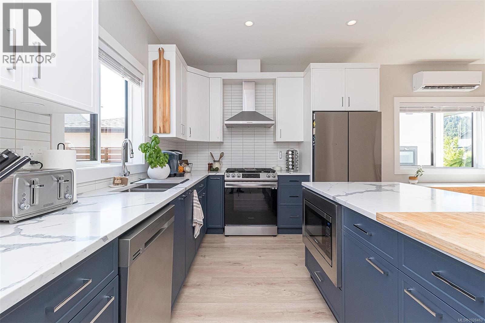  1298 Centauri Drive, Langford