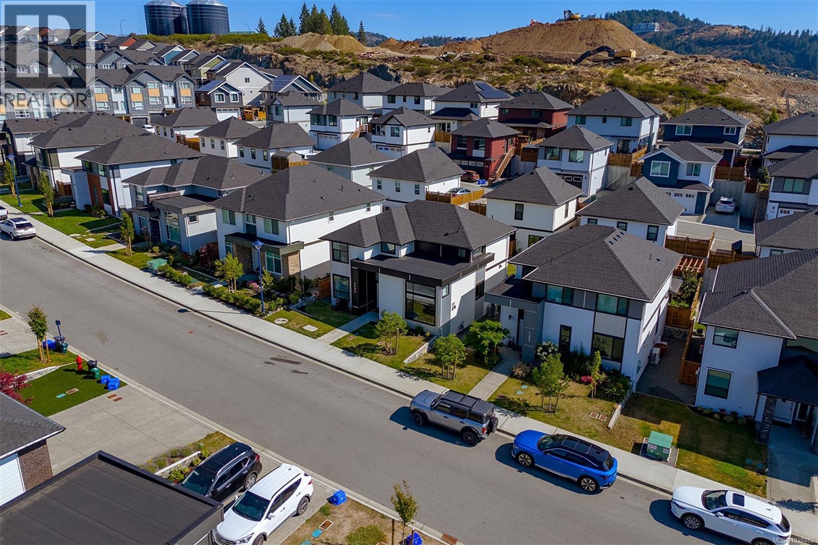  1298 Centauri Drive, Langford